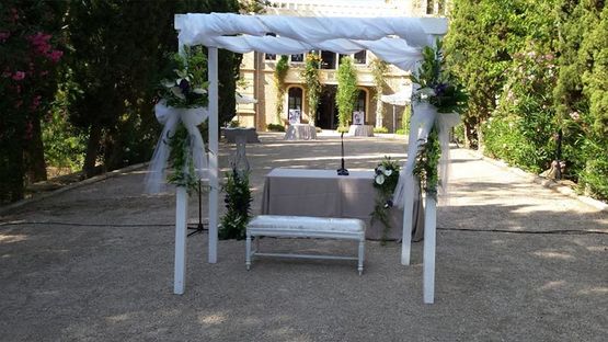 Floristería Roser decoración de boda en exterior